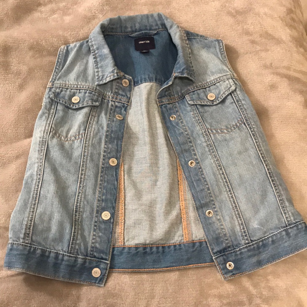 Jean Vest